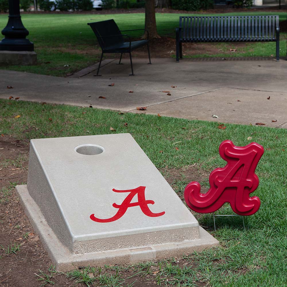 The Original Alabama Crimson Tide Lawn Ornament - Roll Tide